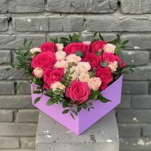 Цветочная композиция из Розы в коробке #REPLACE_PRED# Николаевке Воронежской области