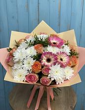 Букет цветов из:  Розы, Герберы и Хризантемы в Николаевке Воронежской области