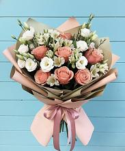 Букет цветов из:  Розы, Альстромерии и Лизиантусы в Николаевке Воронежской области