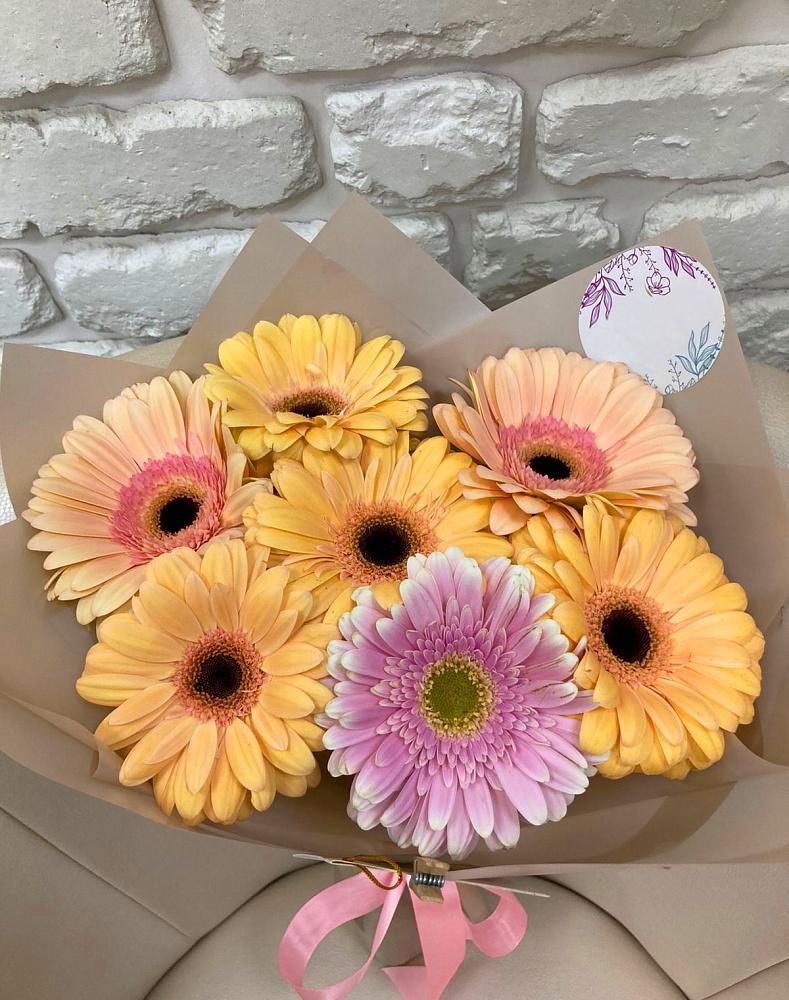Букет цветов из: Герберы в Николаевке Воронежской области