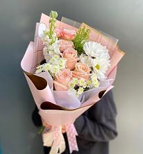 Букет цветов из:  Хризантемы и Розы в Николаевке Воронежской области