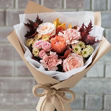 Букет цветов из:  Гвоздики, Хризантемы и Розы в Николаевке Воронежской области
