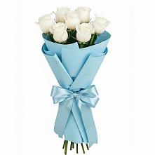 Букет 7 белых роз Проуд в Николаевке Воронежской области