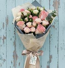 Букет цветов из:  Розы в Николаевке Воронежской области