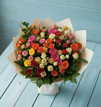 Букет Микс из разноцветных кустовых роз в Николаевке Воронежской области